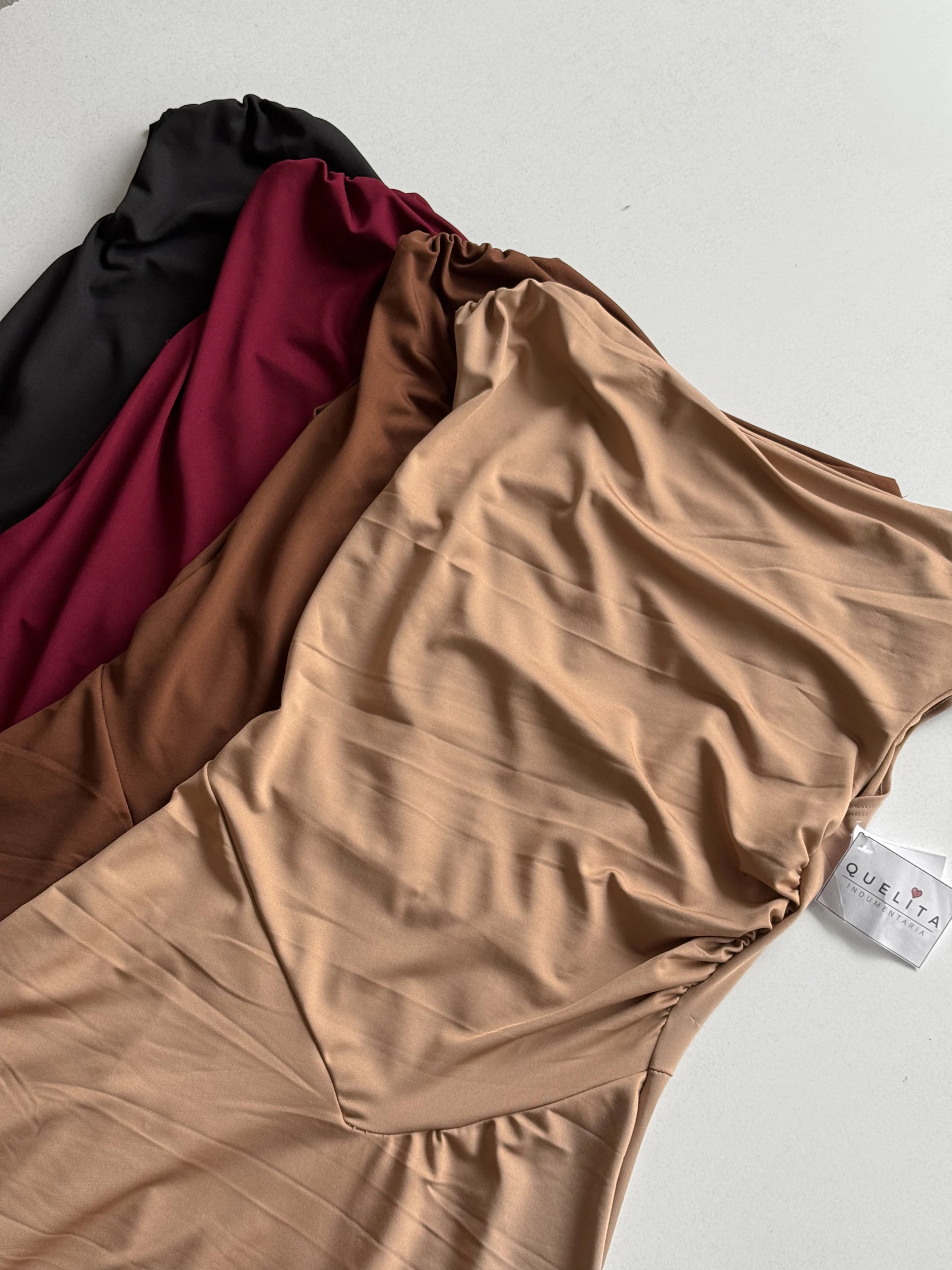 VESTIDO MICROFIBRA LARGO FRUNCE