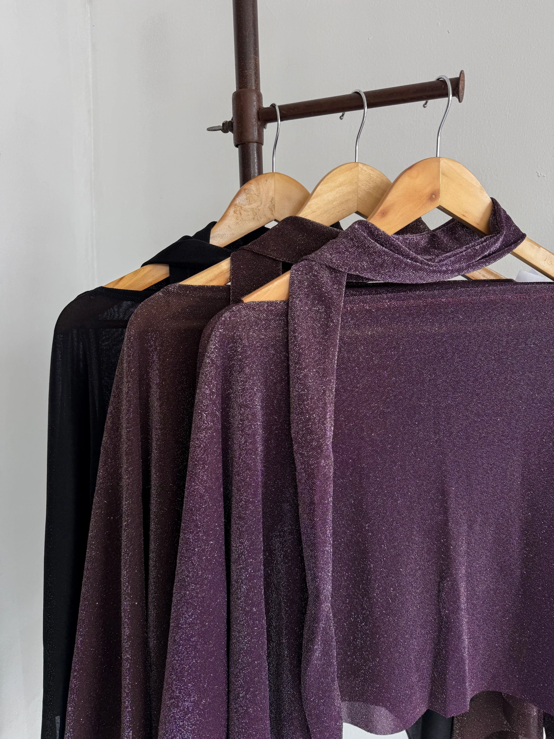 CAPA BRILLO ALTERNA BUFANDA