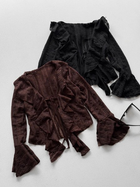 BLUSA ENCAJE TIRAS PECHO