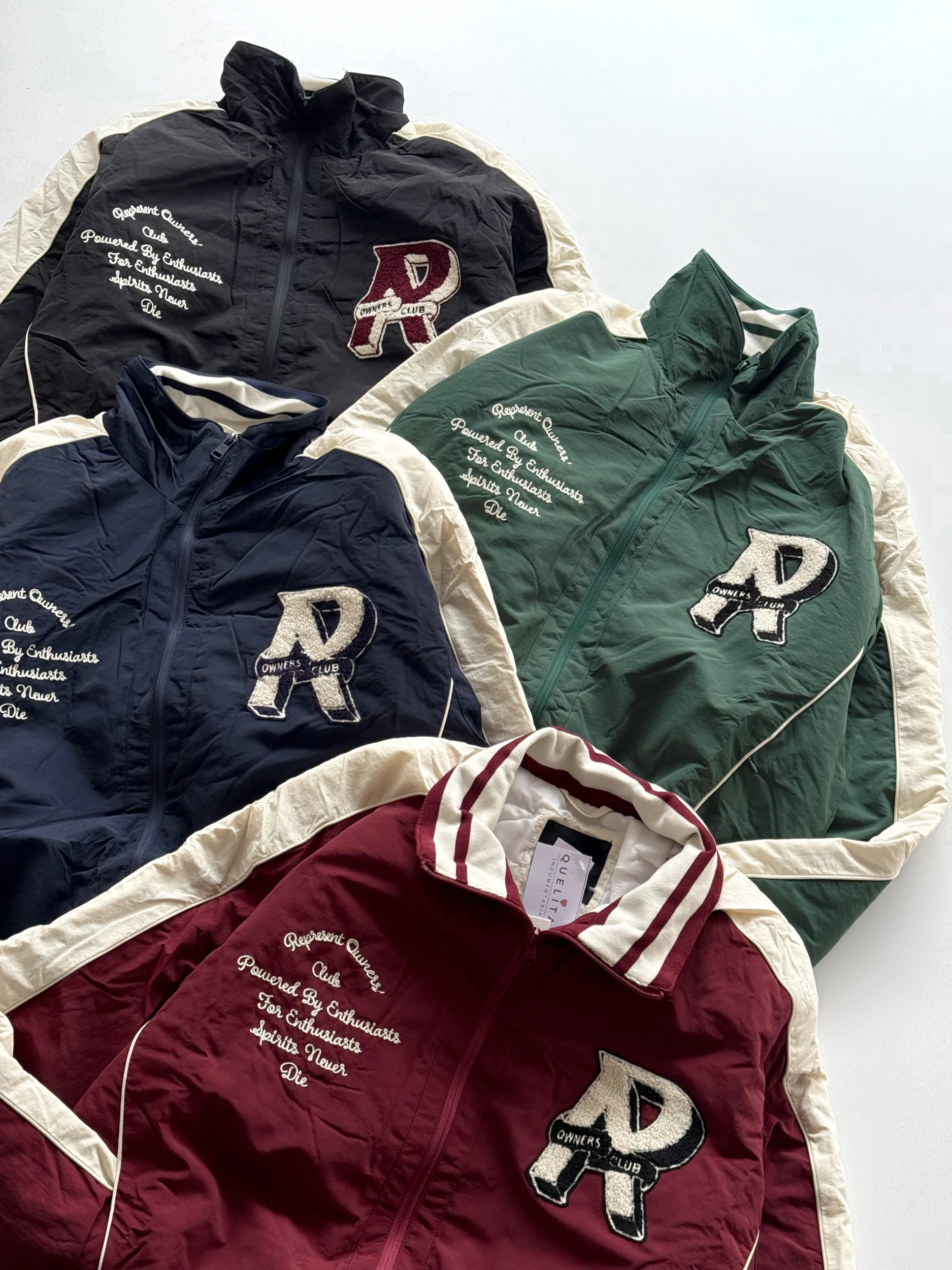 CAMPERA REPRESENT