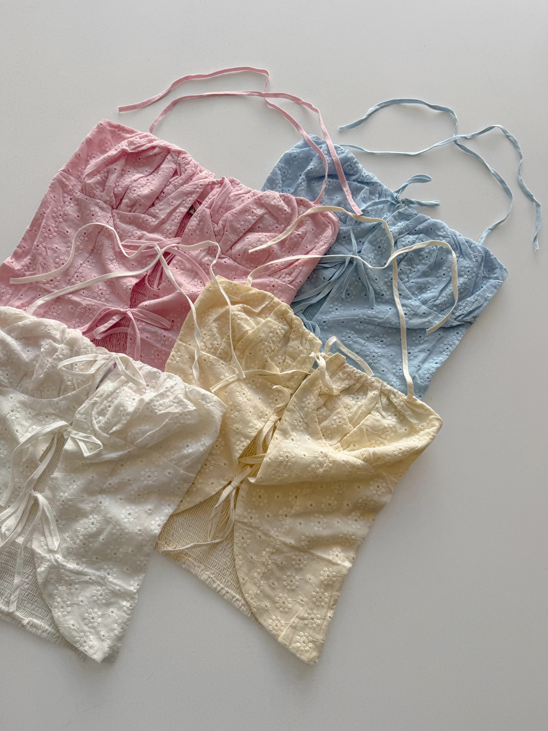 BLUSA 3 NUDOS BORDADA