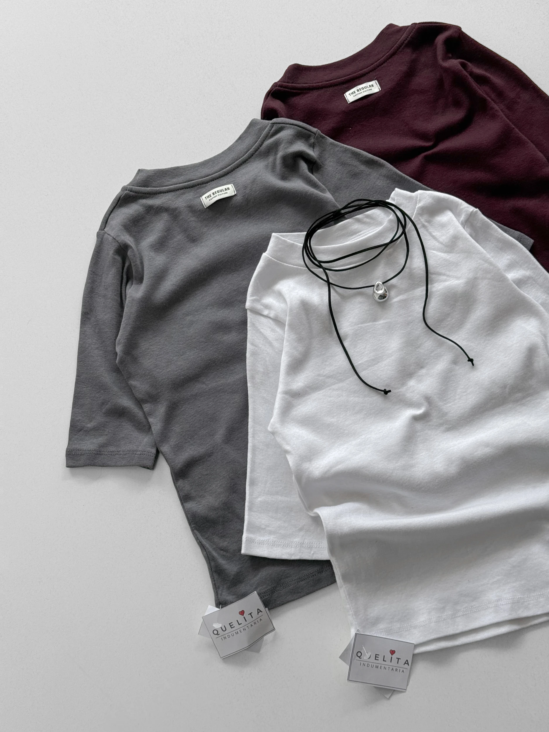REMERA CONI