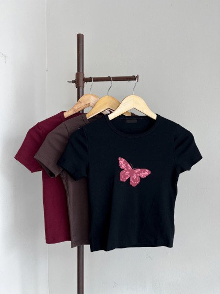 REMERA MARIPOSA