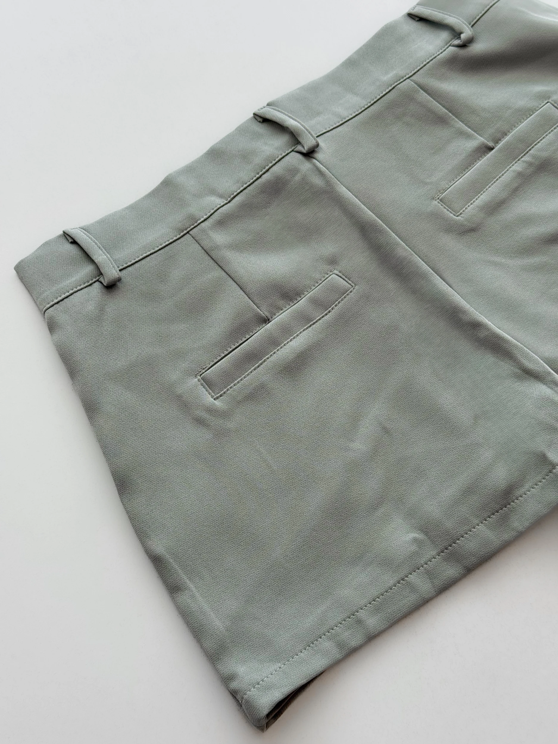 SHORT POLLERA SASTRERO